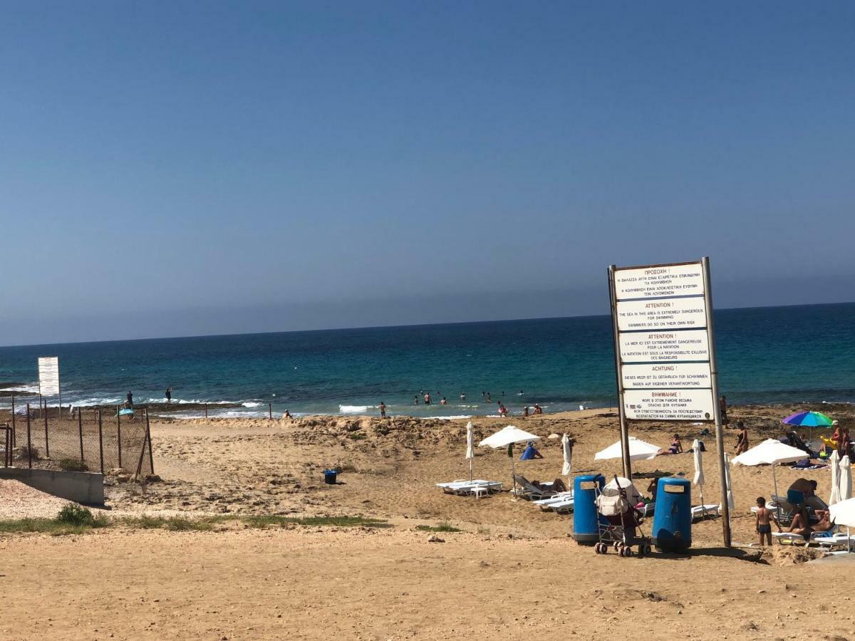 Royal Seacrest Apartment Pafos Dış mekan fotoğraf