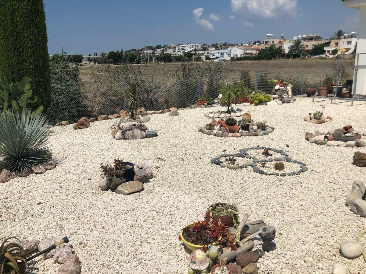 Royal Seacrest Apartment Pafos Dış mekan fotoğraf