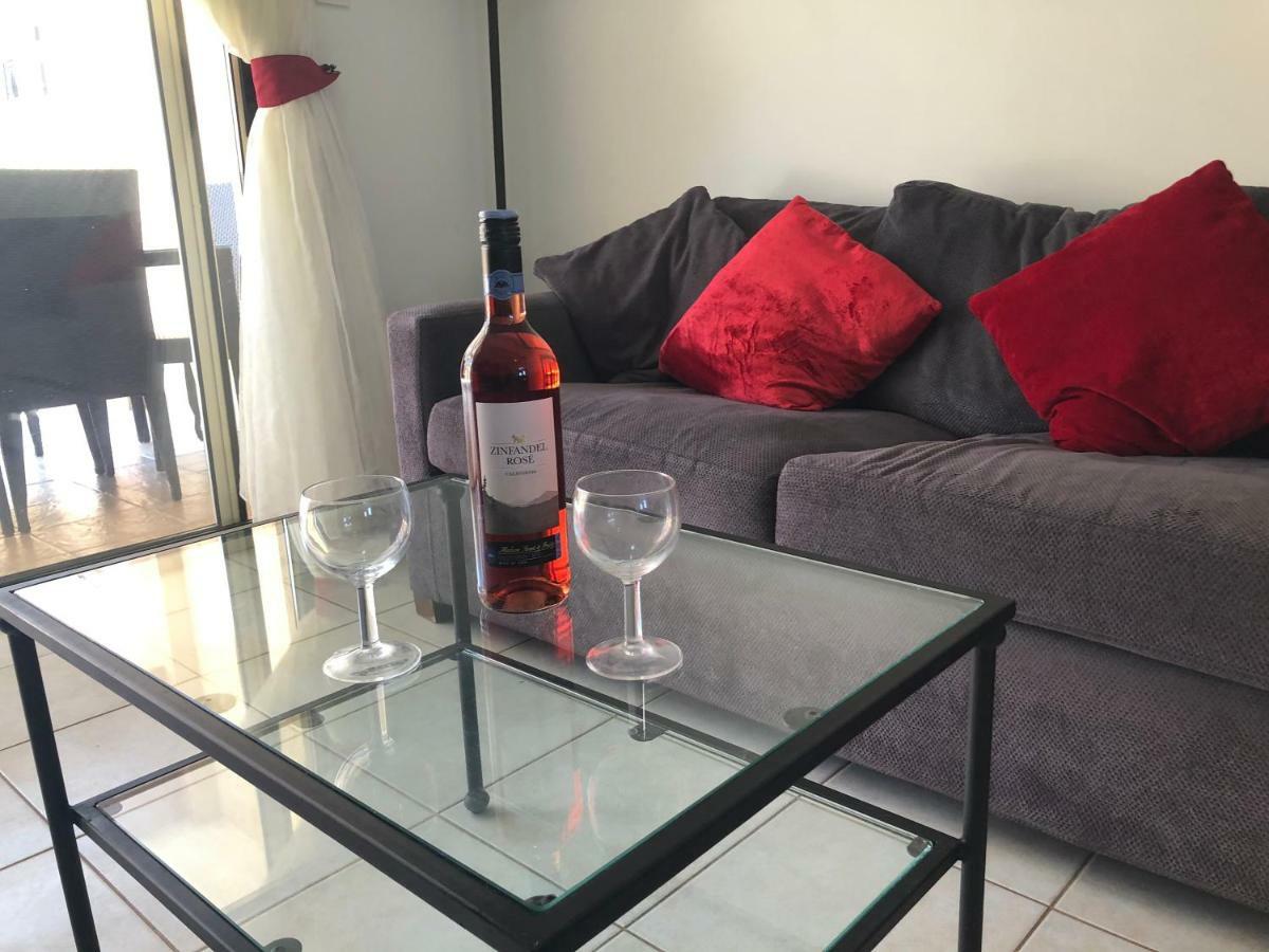 Royal Seacrest Apartment Pafos Dış mekan fotoğraf