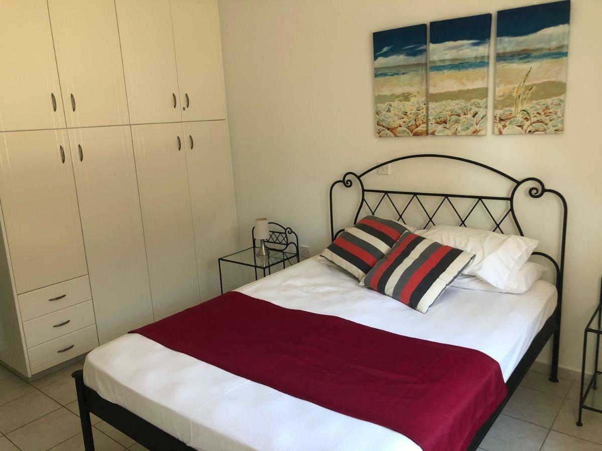 Royal Seacrest Apartment Pafos Dış mekan fotoğraf